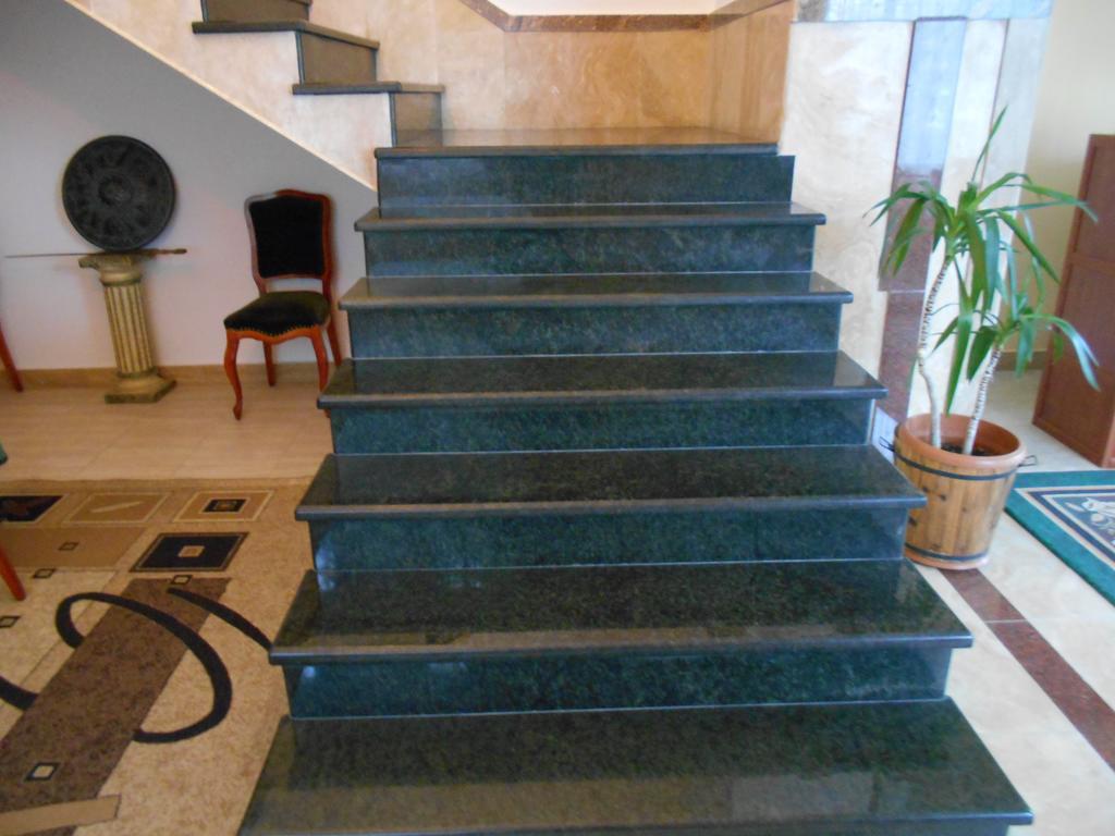 Сolibri Hotel Yerevan Ngoại thất bức ảnh