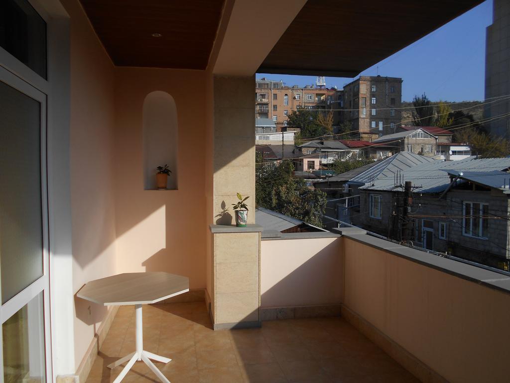 Сolibri Hotel Yerevan Ngoại thất bức ảnh