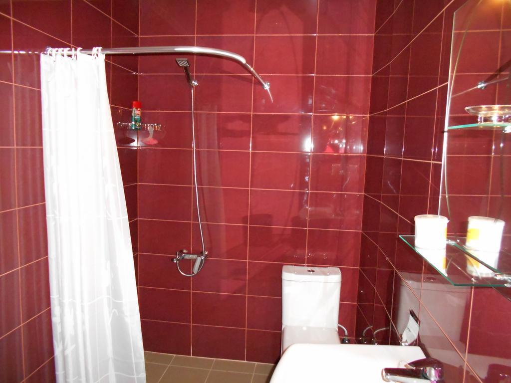Сolibri Hotel Yerevan Ngoại thất bức ảnh