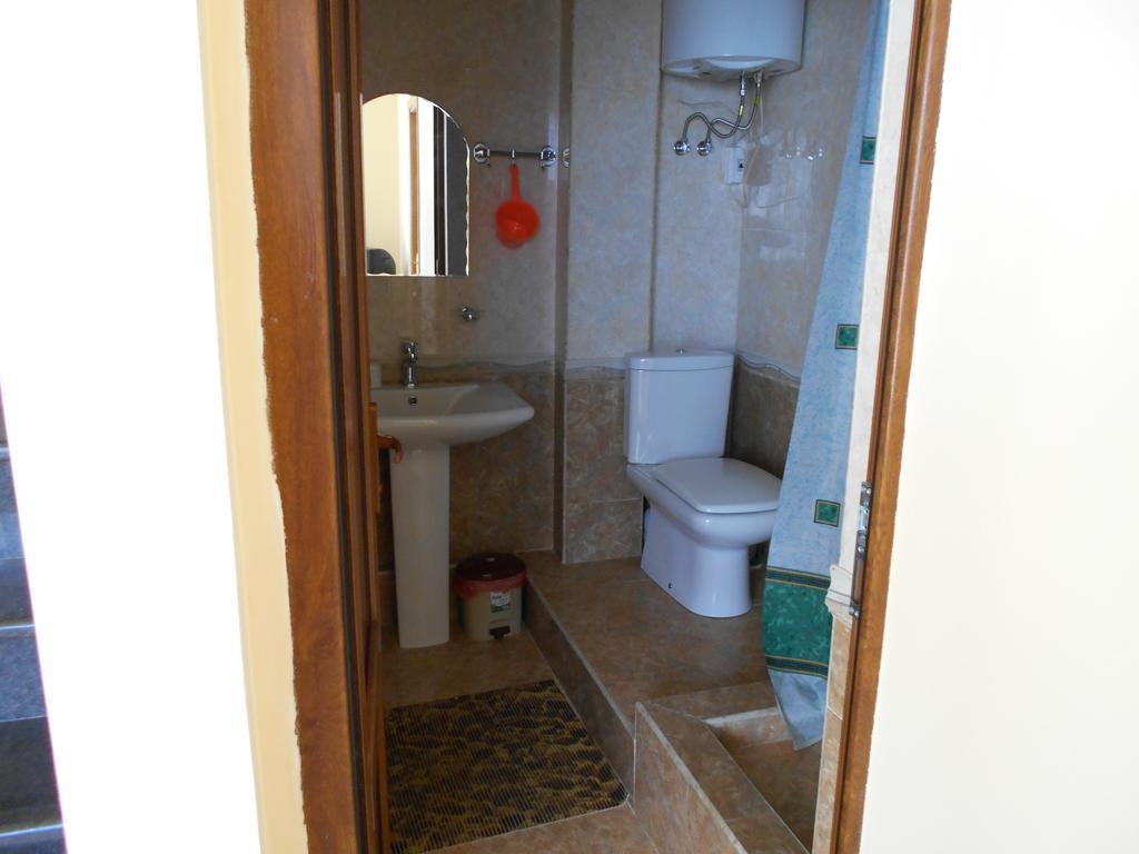Сolibri Hotel Yerevan Ngoại thất bức ảnh