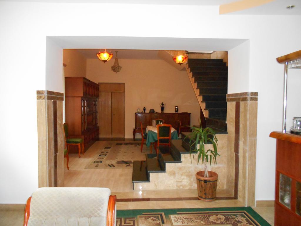 Сolibri Hotel Yerevan Ngoại thất bức ảnh
