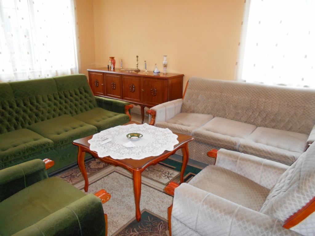 Сolibri Hotel Yerevan Ngoại thất bức ảnh