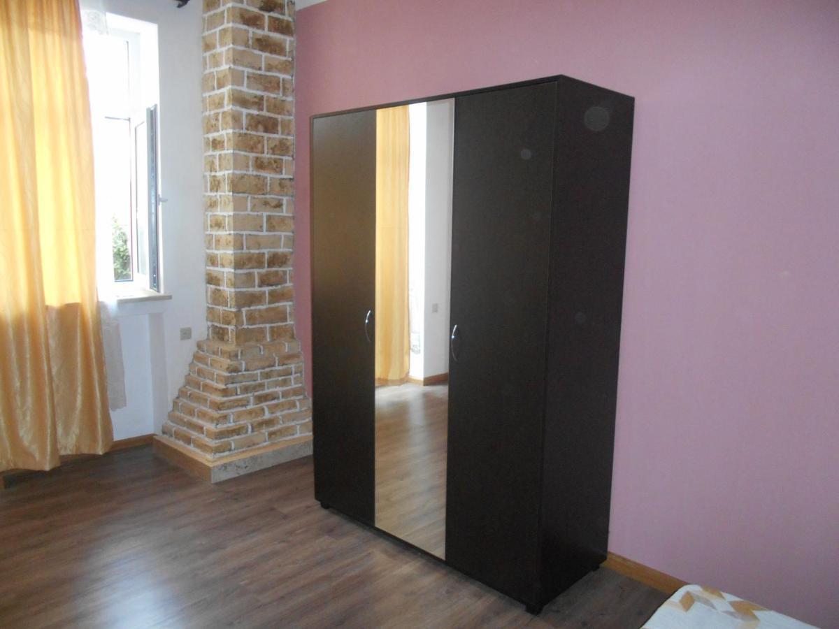 Сolibri Hotel Yerevan Ngoại thất bức ảnh